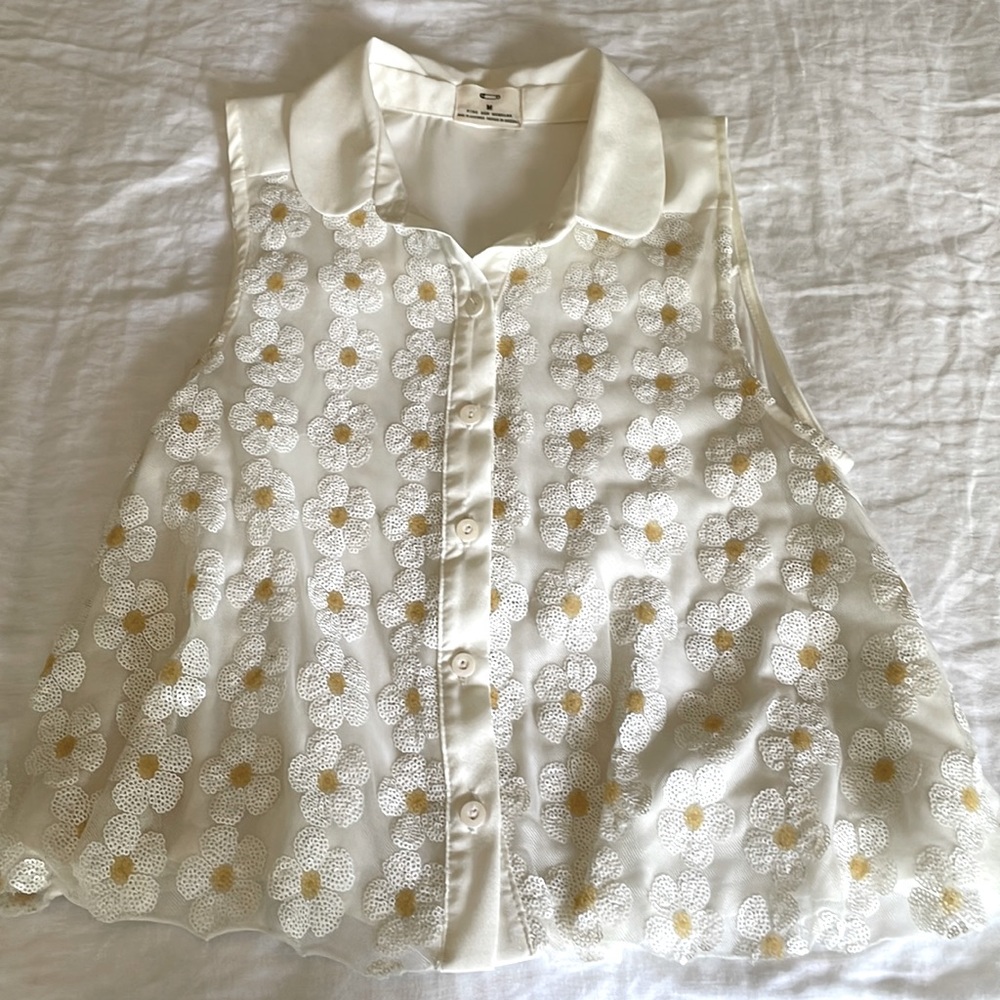 Sequin daisy crop top with collar